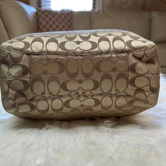 Coach Signature Monogram Ashley Madison Shoulder Bag - Picture 6 of 12